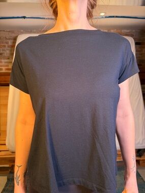 Luxe Black Short-Sleeve Women's Crewneck Tee